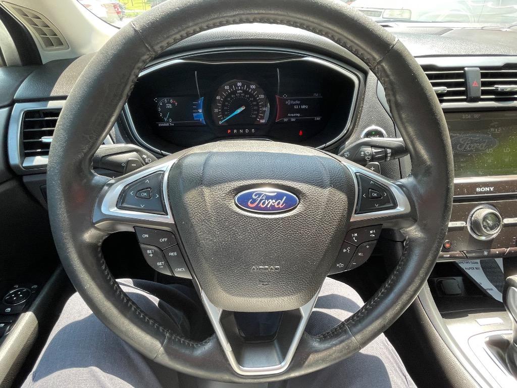 2016 Ford Fusion Titanium - Photo 8