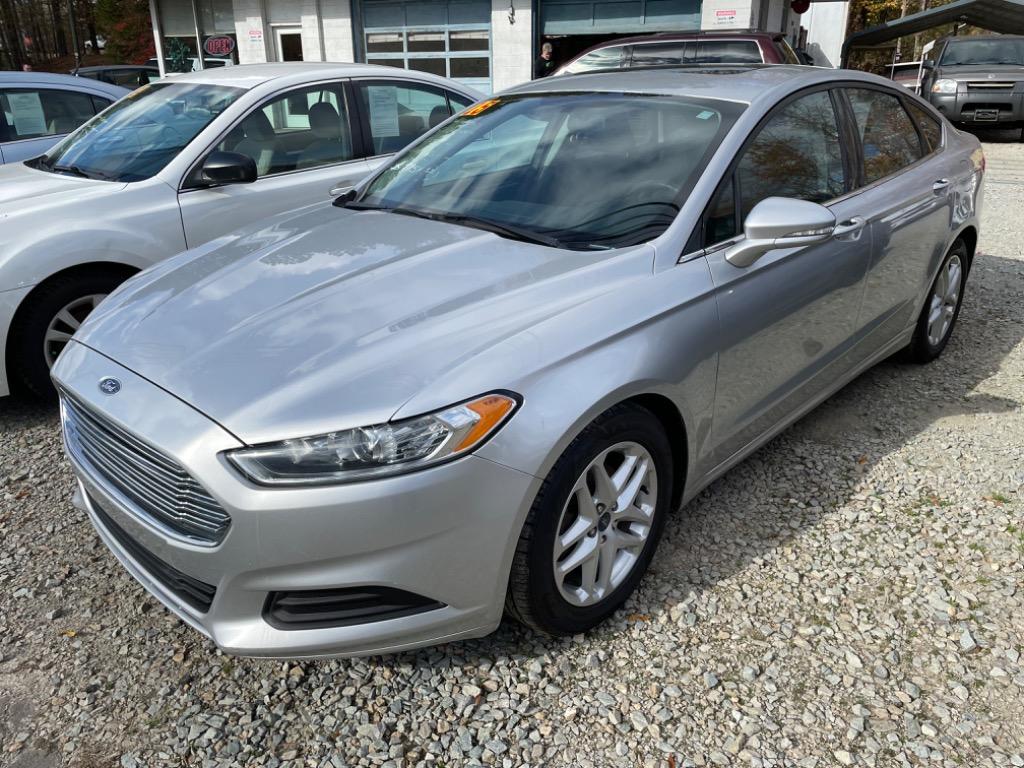 2015 Ford Fusion SE