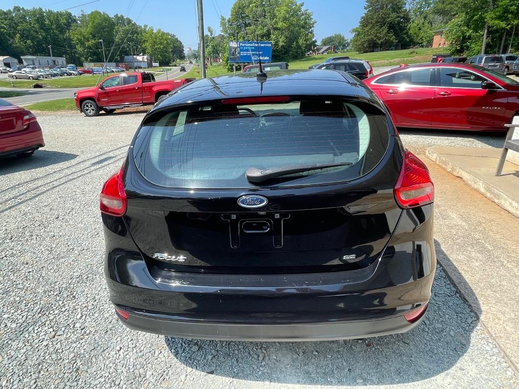 2018 Ford Focus SE - Photo 6