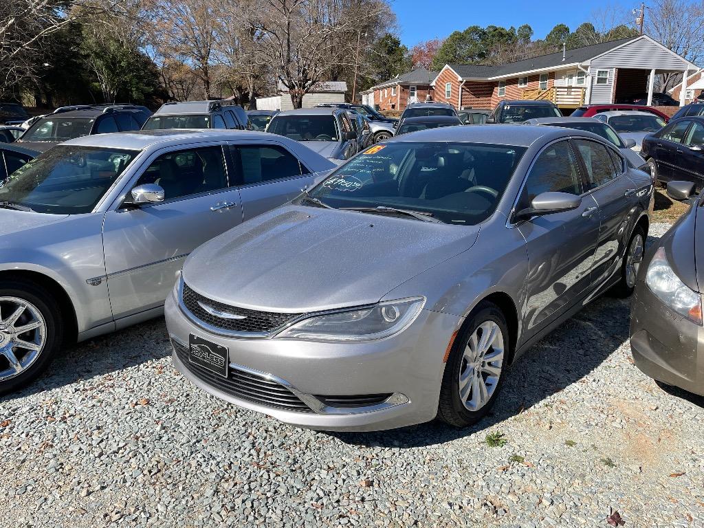 2015 Chrysler 200 Limited