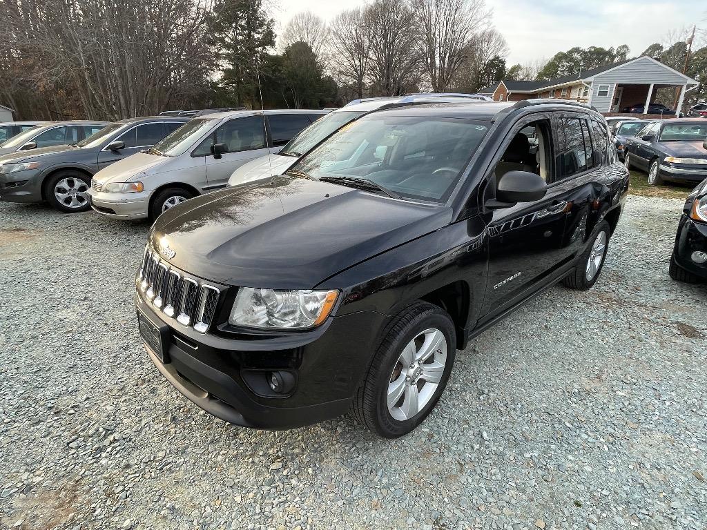 2013 Jeep Compass Sport's photo