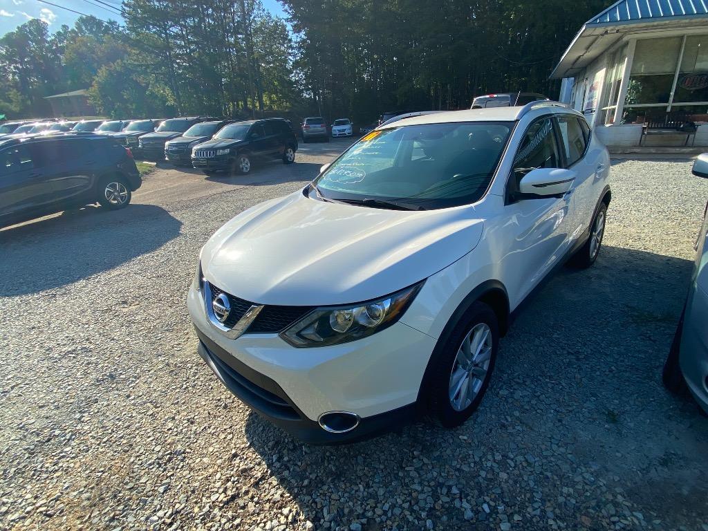 2017 Nissan Rogue Sport SV
